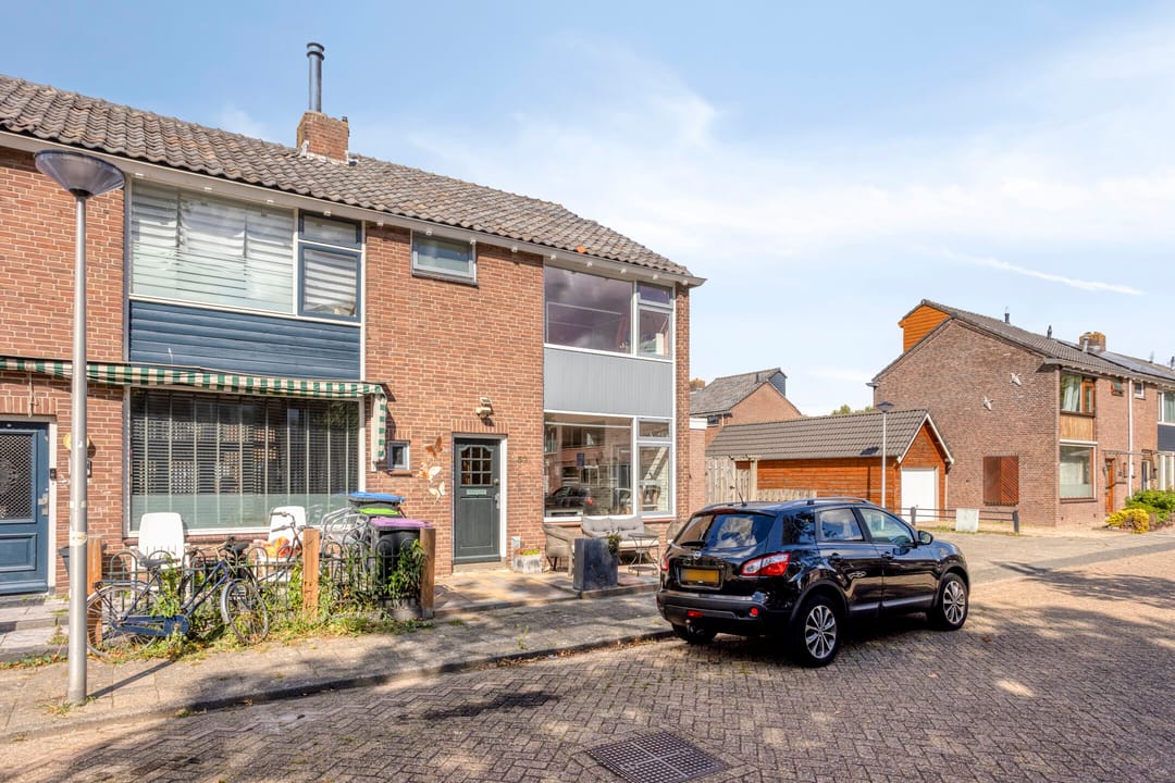 Photo 22 of Fresiastraat 37