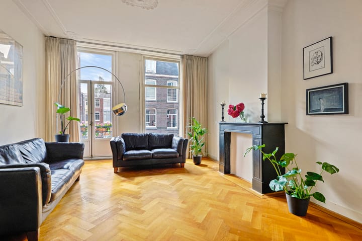 Foto 2 van Valeriusstraat 4-2