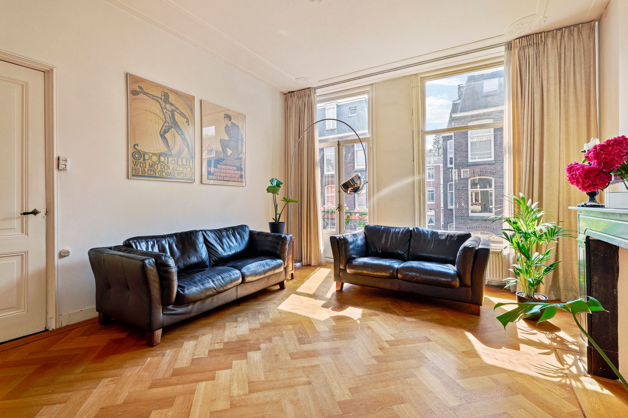 Photo 6 of Valeriusstraat 4-2