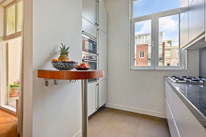 Foto 12 van Valeriusstraat 4-2