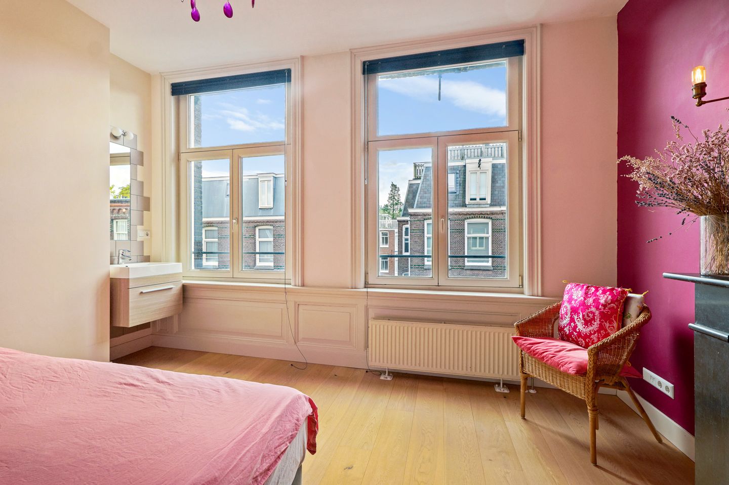 Photo 19 of Valeriusstraat 4-2