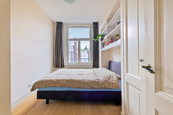 Foto 20 van Valeriusstraat 4-2