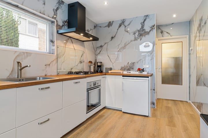 Photo 12 of Bachstraat 5