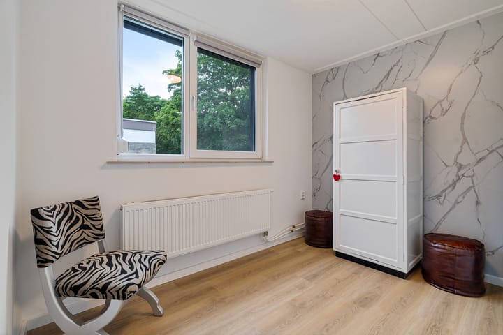 Photo 18 of Bachstraat 5