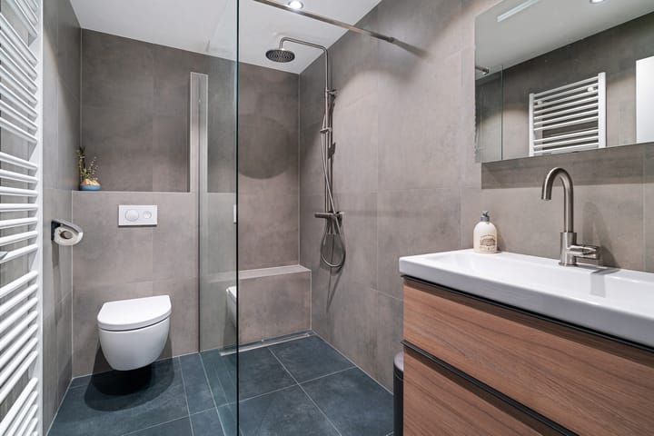 Photo 20 of Bachstraat 5