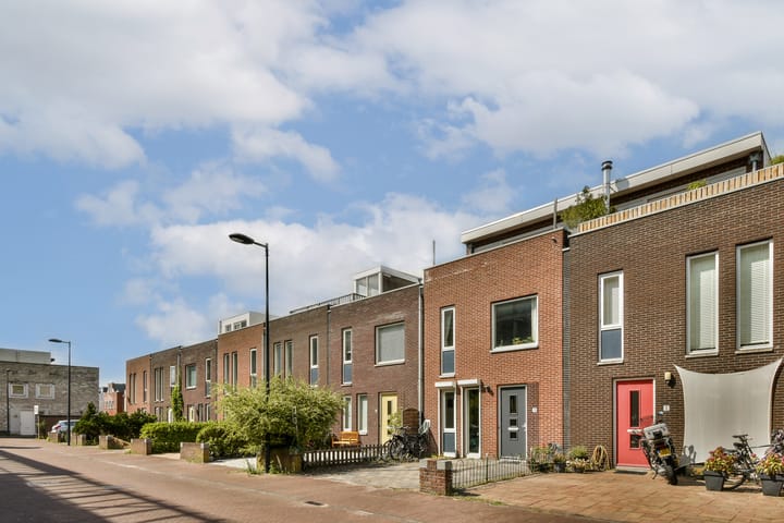 Photo 2 of Edward Masseystraat 3