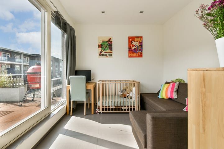 Photo 12 of Edward Masseystraat 3