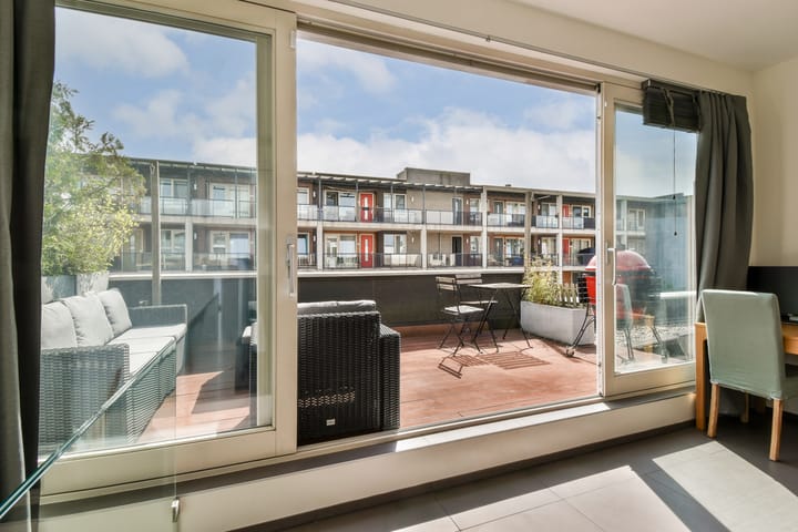 Photo 15 of Edward Masseystraat 3