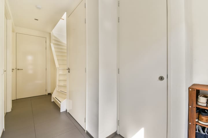 Photo 18 of Edward Masseystraat 3