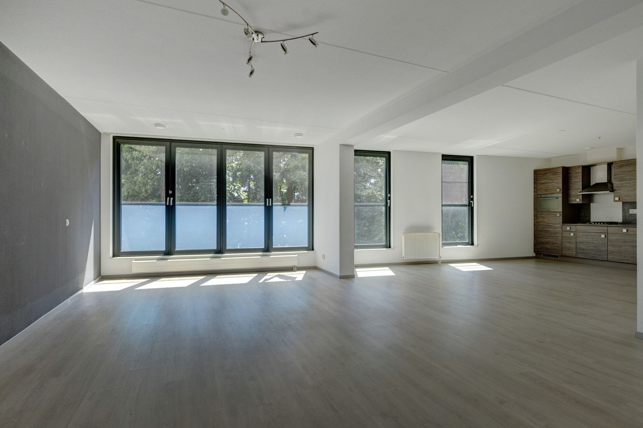 Foto 9 van Draaiom 16