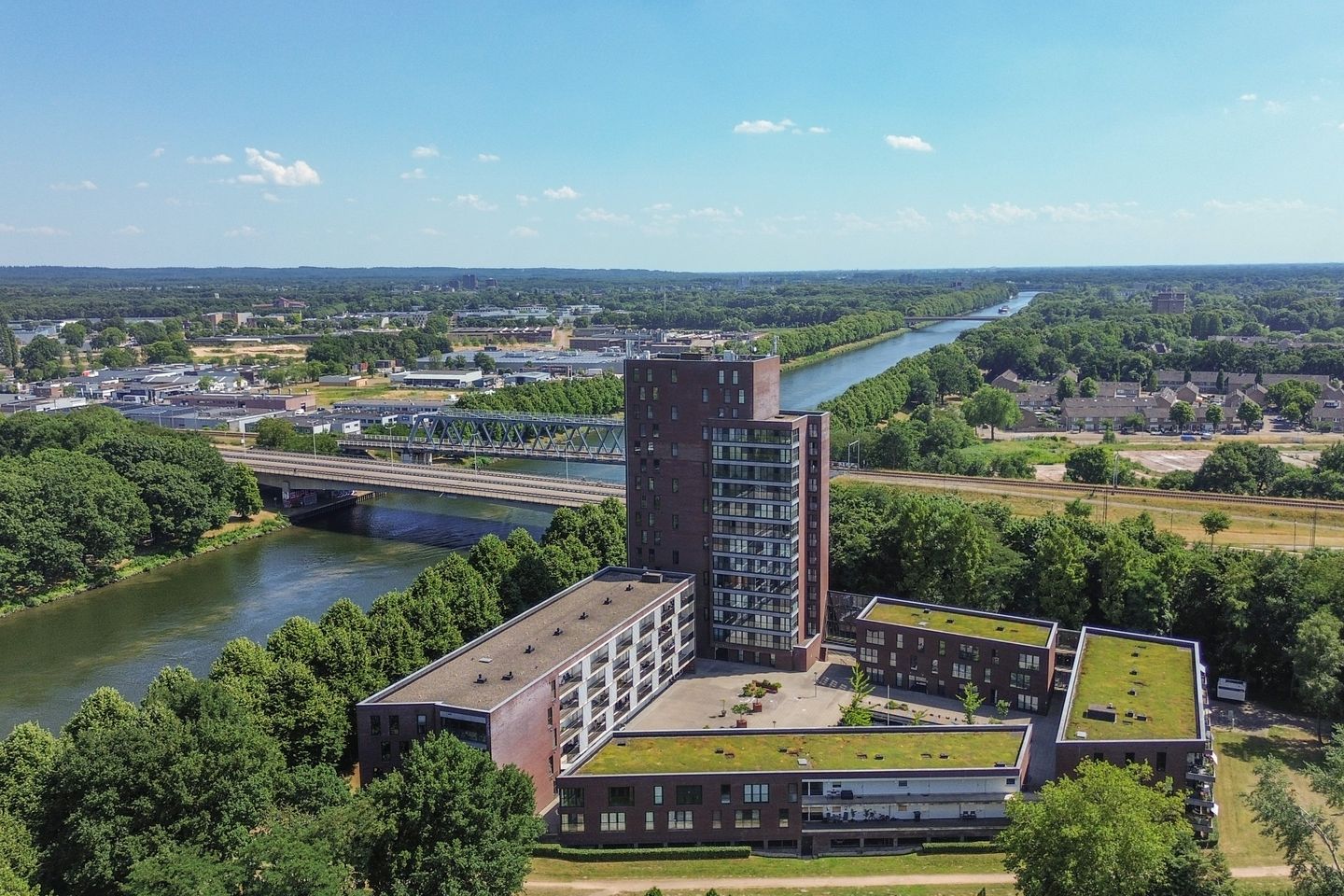 Foto 35 van Draaiom 16