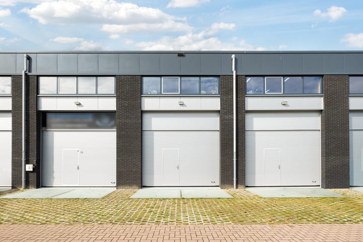 Zeilweg 32-U76, Lelystad