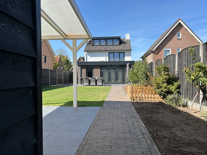 Foto 43 van Voortstraat 33