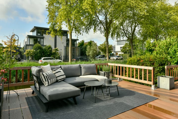 Foto 8 van Purperreiger 54