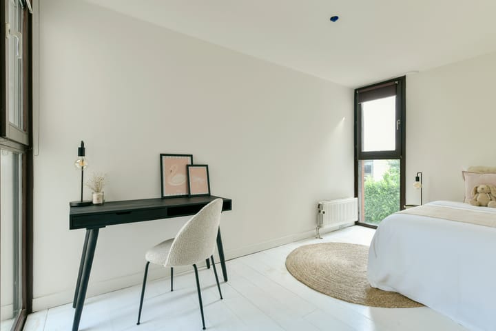 Foto 28 van Purperreiger 54