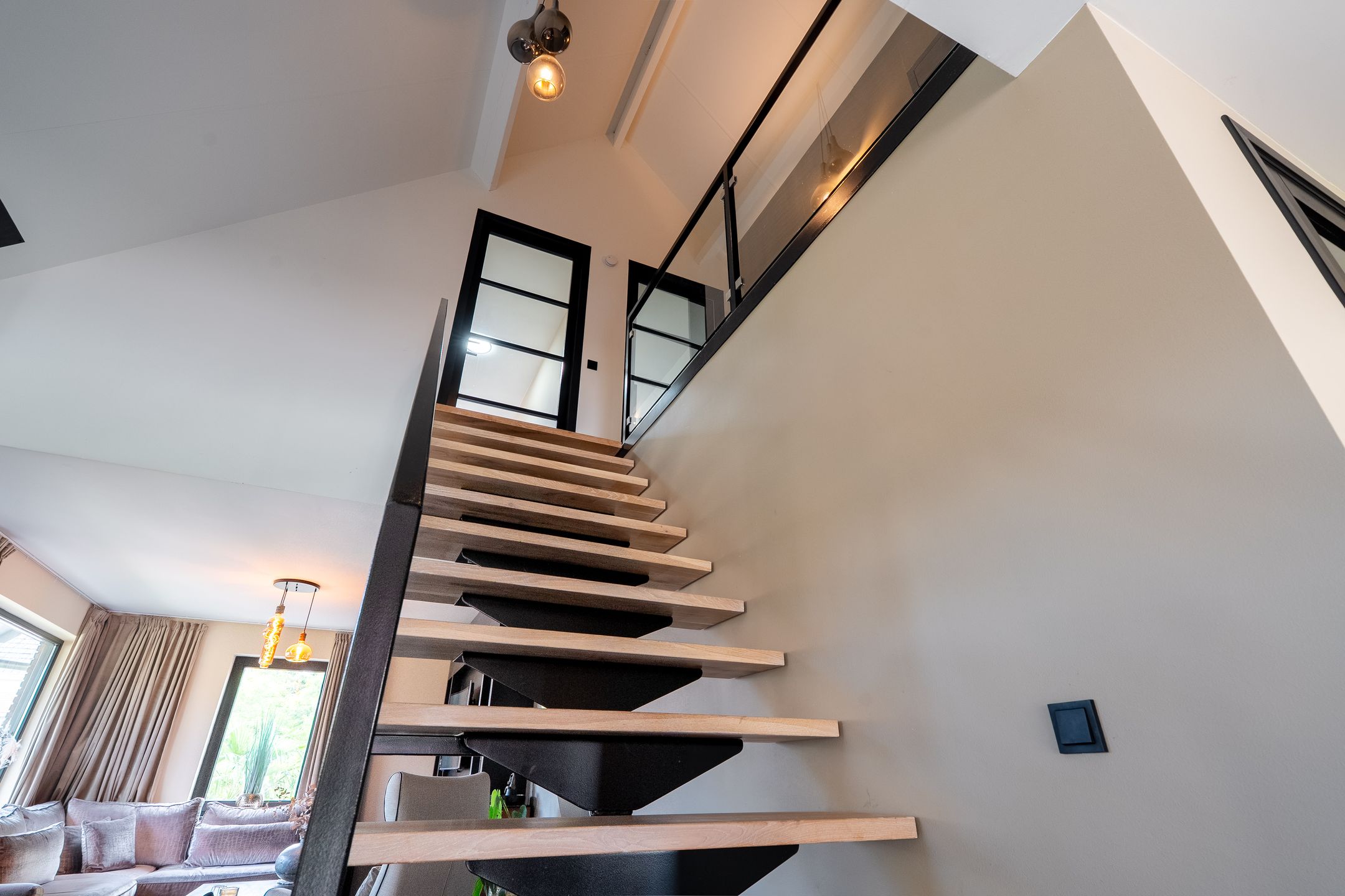 Foto 24 van Hoofdweg 260