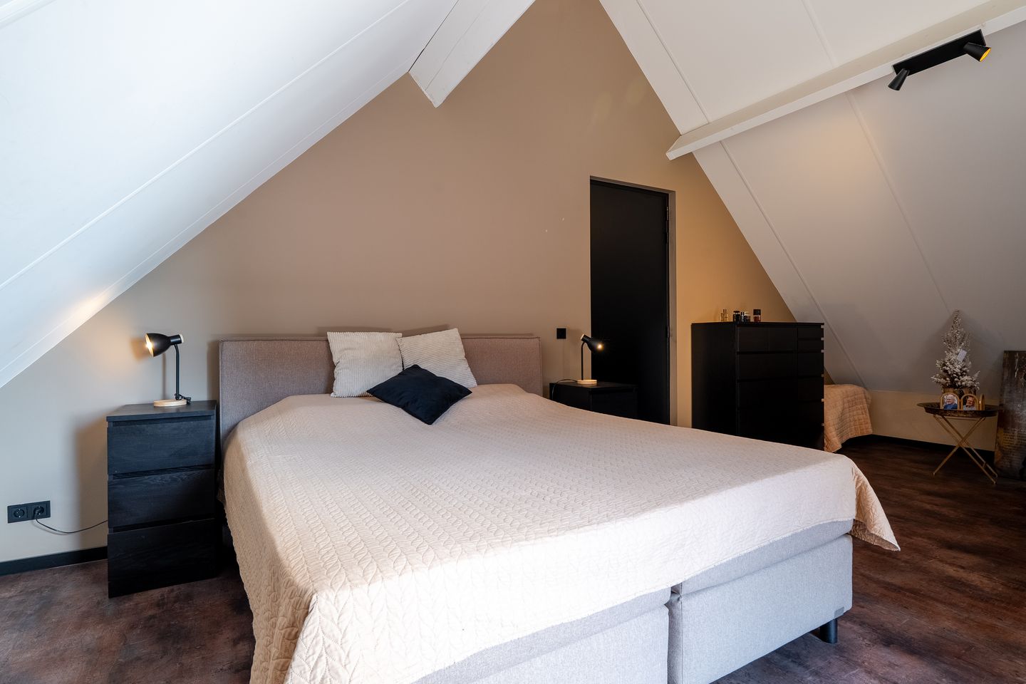 Foto 34 van Hoofdweg 260