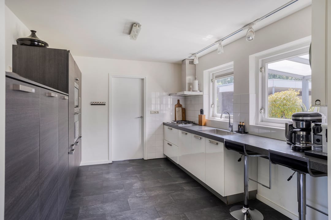 Foto 16 van Bloemendaalweg 10-A