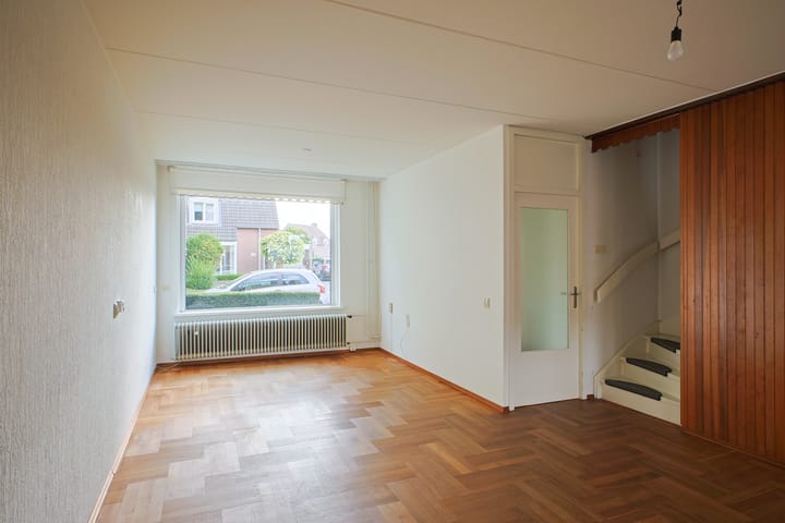 Photo 3 of Caeciliastraat 28