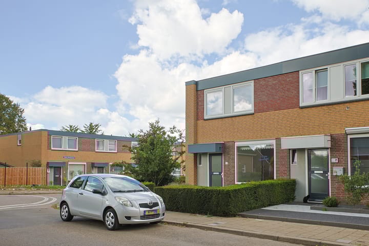 Photo 5 of Caeciliastraat 28