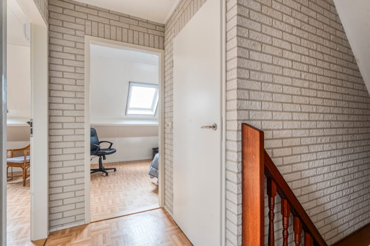 Photo 18 of Liguster 22