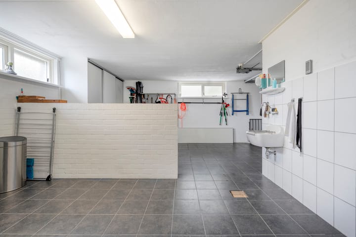 Photo 29 of Liguster 22