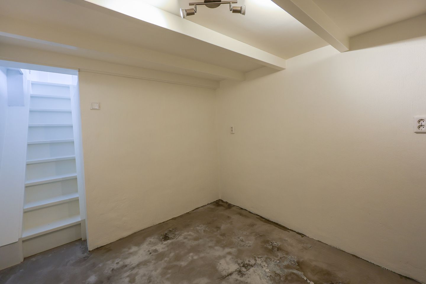 Foto 19 van Egelantierstraat 25