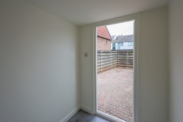 Foto 48 van Egelantierstraat 25