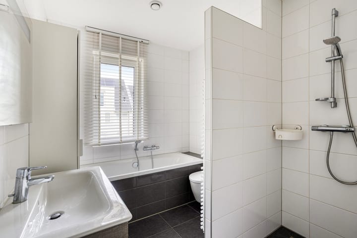 Foto 17 van Manteletruwe 10