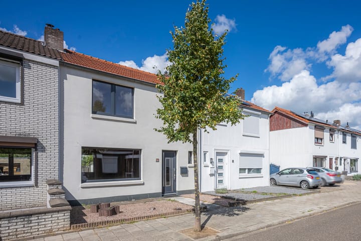 Foto 22 van Montfortstraat 14