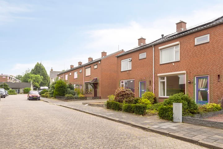 Foto 28 van Den Alst 11