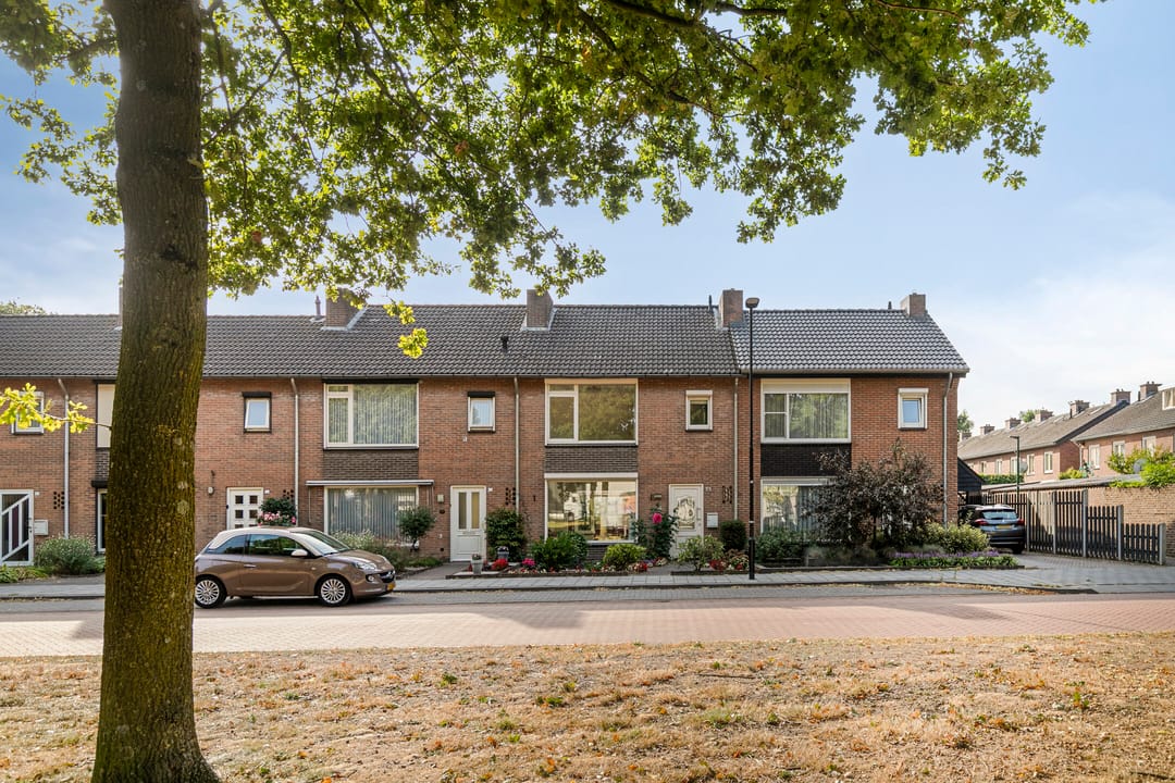 Foto 2 van Lotusstraat 22