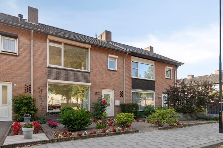 Foto 31 van Lotusstraat 22