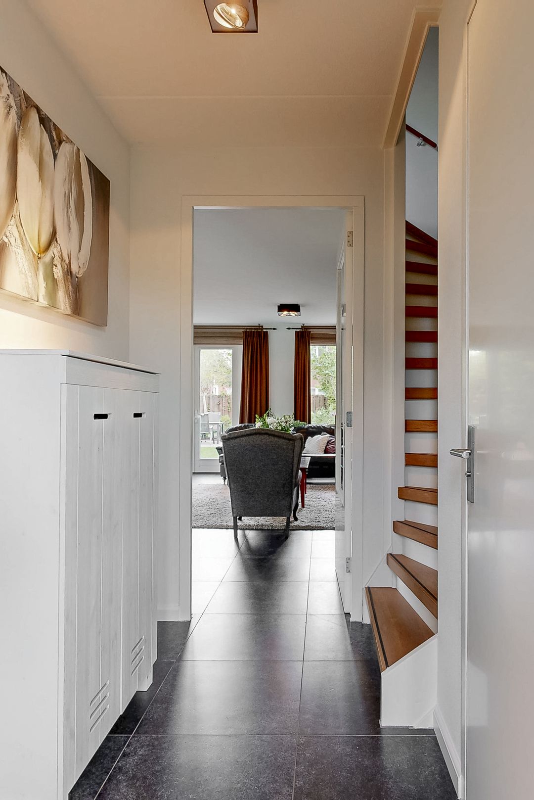 Foto 7 van Burgemeester Van der Hoevenlaan 52