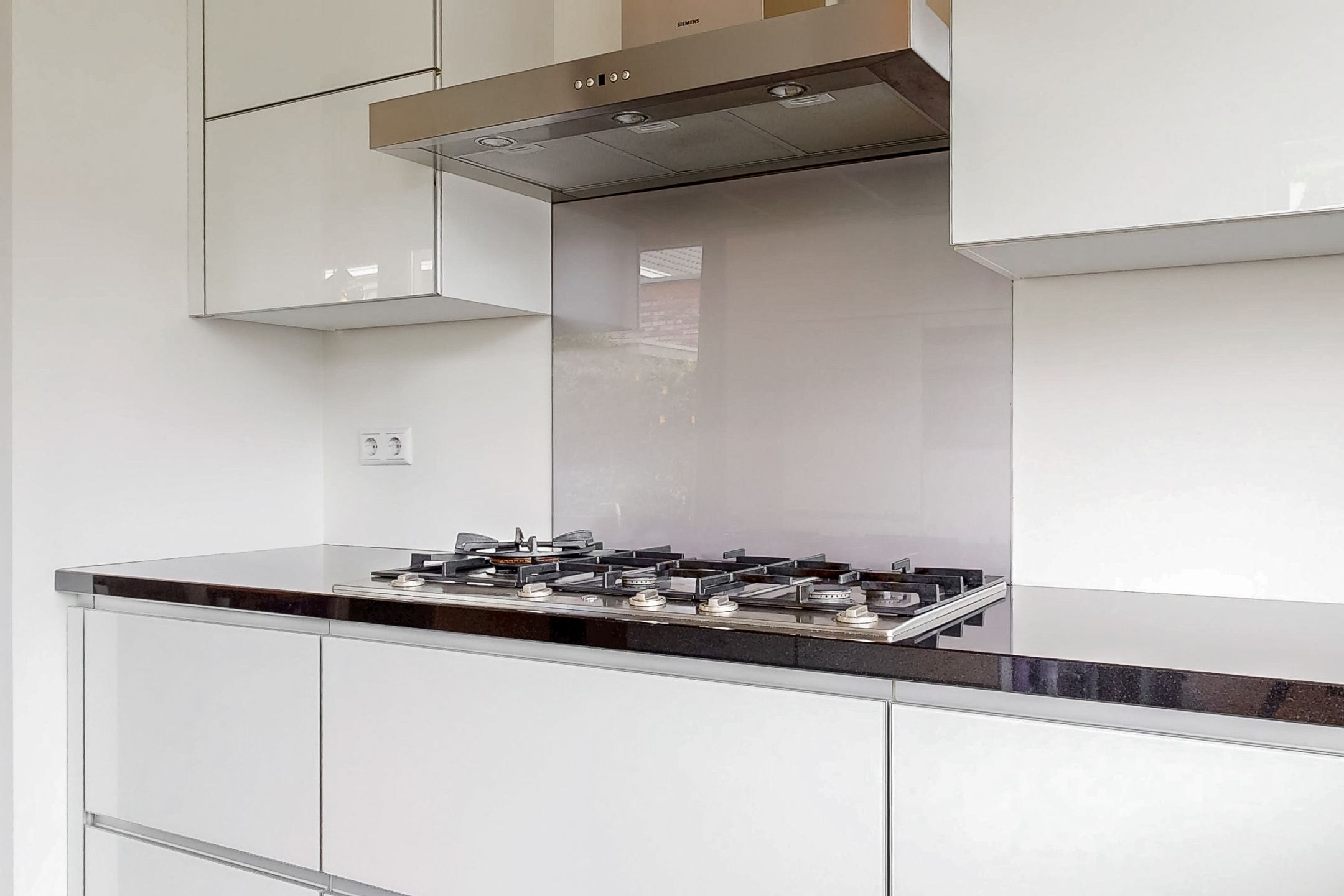 Foto 15 van Burgemeester Van der Hoevenlaan 52