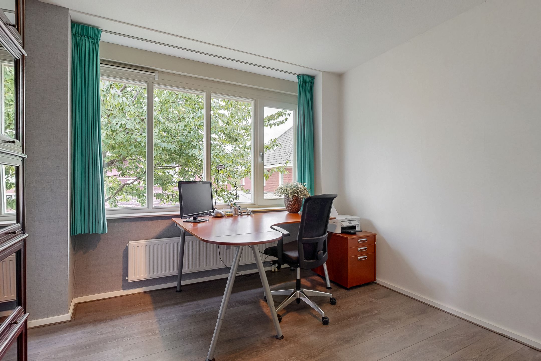 Foto 21 van Burgemeester Van der Hoevenlaan 52