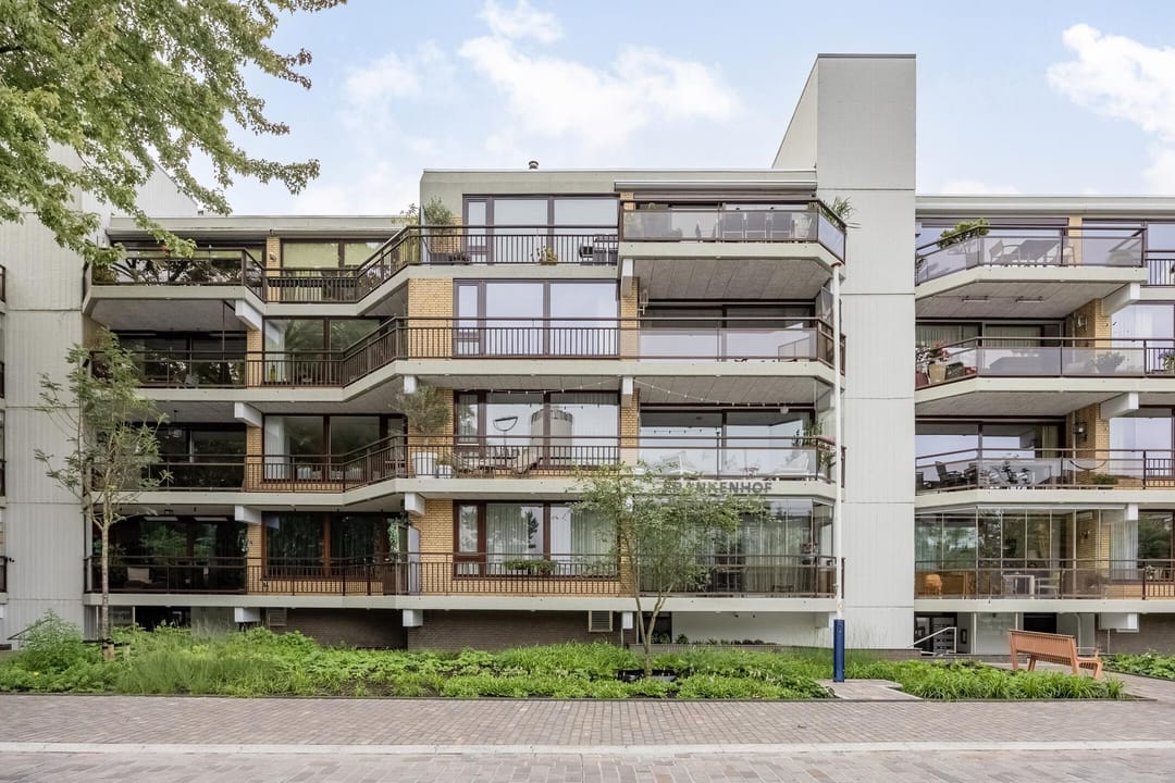 Foto 1 van Stadhuisplein 84