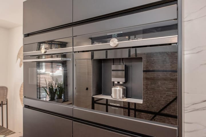 Photo 18 of Jacob Gerritstraat 15-B