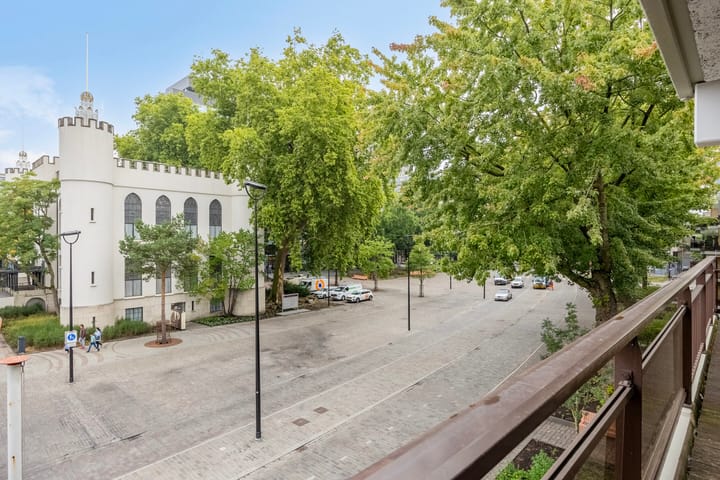 Foto 12 van Stadhuisplein 84