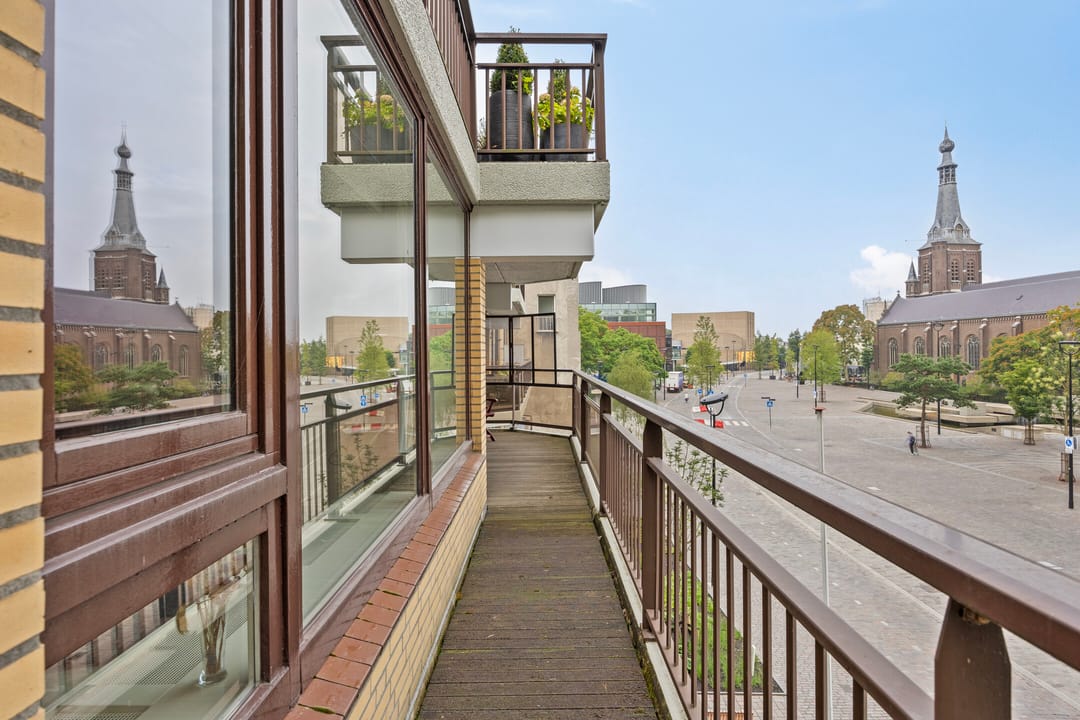 Foto 13 van Stadhuisplein 84