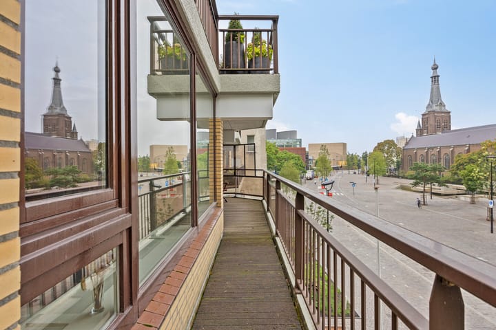 Foto 13 van Stadhuisplein 84