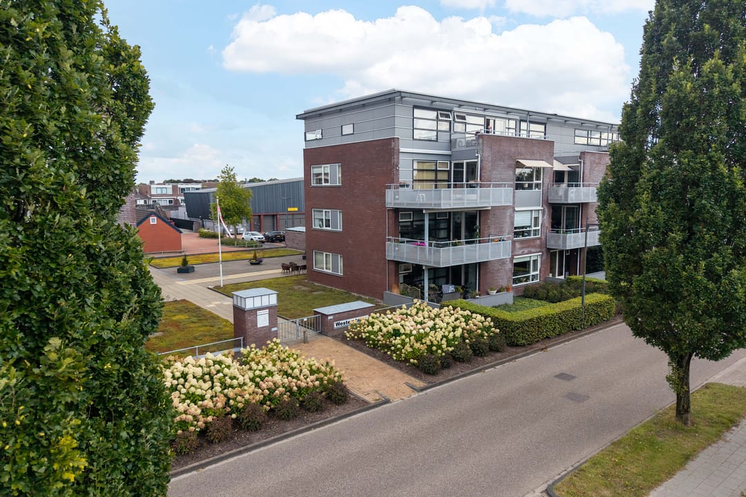 Photo 46 of Westerstraat 56