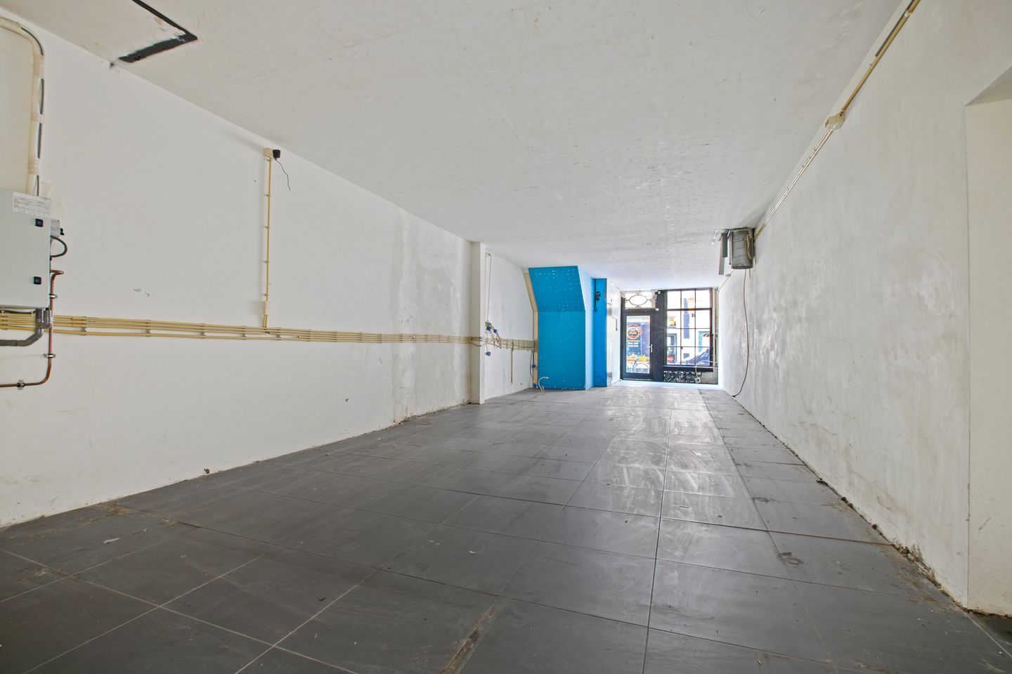 Bekijk foto 3 van Warmoesstraat 44