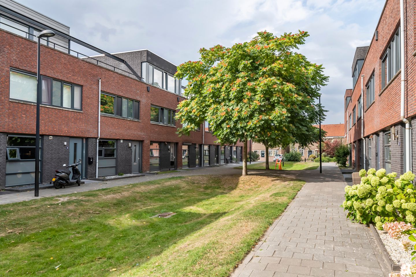 Foto 5 van Roosjestin 12