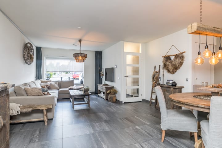 Foto 11 van Elf Schoorstenen 15