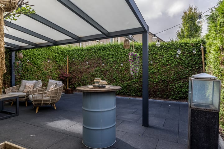 Foto 31 van Elf Schoorstenen 15