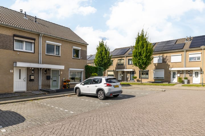 Foto 36 van Elf Schoorstenen 15