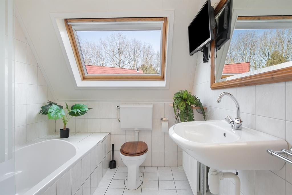 Foto 18 van Warmenbossenweg 3-56