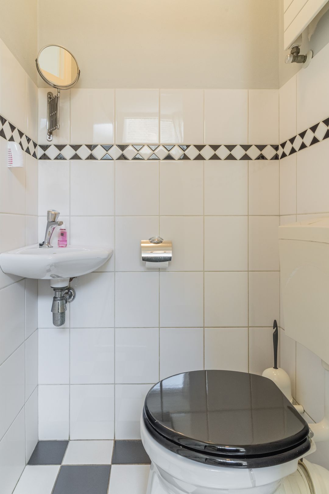 Photo 7 of Hendrik Lorentzlaan 5