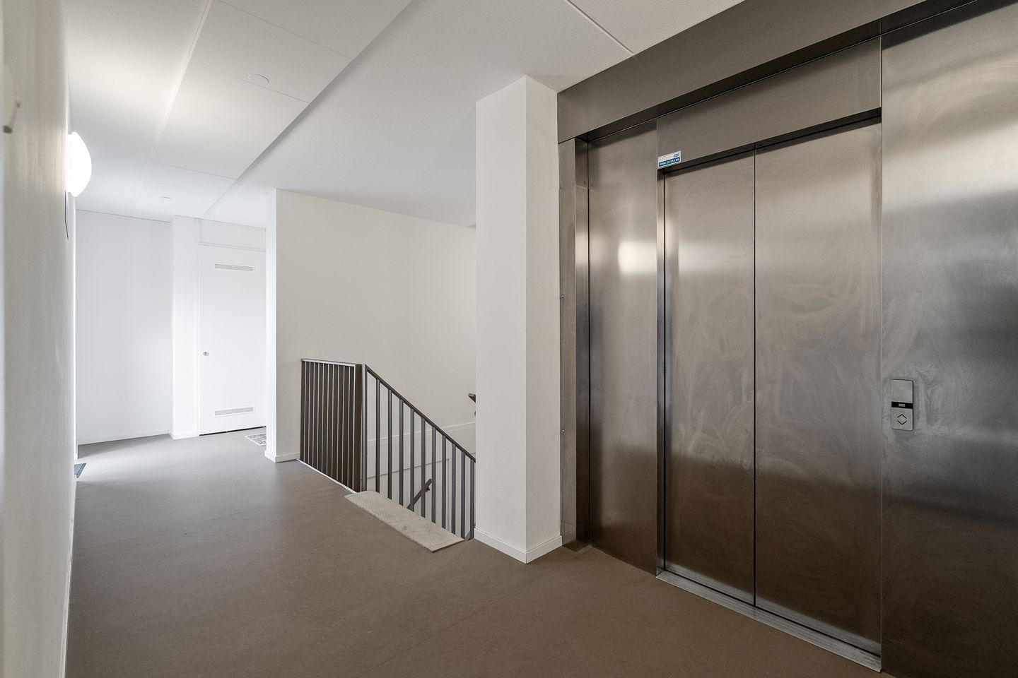 Foto 19 van Kanaalweg 355